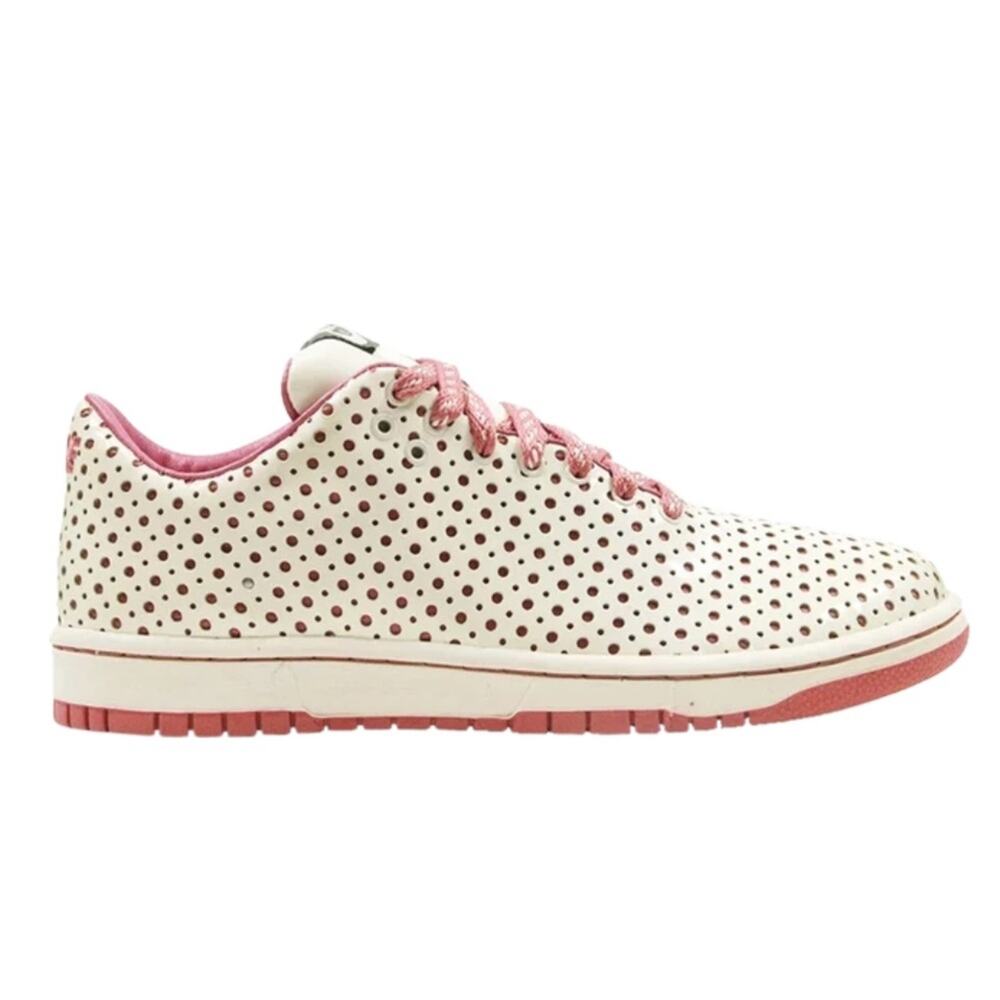 Nike dunk low supreme sneakers perforated patent leather cream pink trap Sz 10